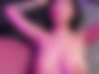 Live cam show with Giannasue - Interactive on xfollow cams