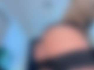 ScarletAndTom's Live Sex Cam Show