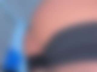 ScarletAndTom's Live Sex Cam Show