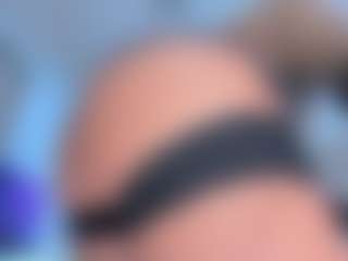 ScarletAndTom's Live Sex Cam Show