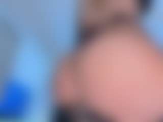 ScarletAndTom's Live Sex Cam Show
