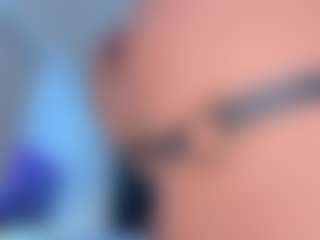 Live cam show with ScarletAndTom - Femdom on infinitiblacc.com