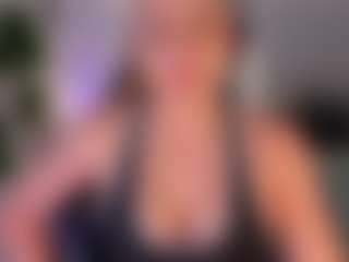 AmyWoods's Live Sex Cam Show