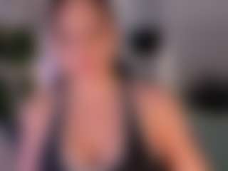 Live cam show with AmyWoods - College on Camsoda