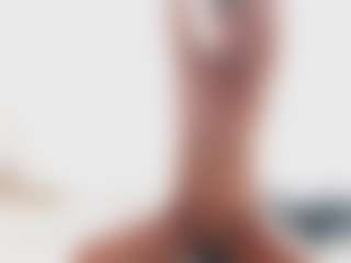 Live cam show with FitMilfBecca - Clit on Sweet Sext