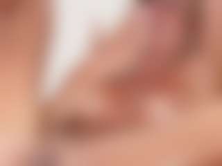 FitMilfBecca's Live Sex Cam Show