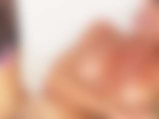 FitMilfBecca's Live Sex Cam Show