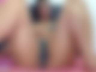 Live cam show with KellyJoness - Public Latina on Nude Chat * 1 On 1 Webcam Sex * Live Cam Show | colombia