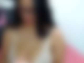 Live cam show with KellyJoness - Amateur on Camsoda