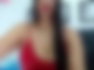 Live cam show with KellyJoness - Flashing on Hubzter Live