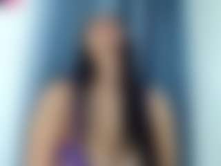 Live cam show with KellyJoness - Wet on Milfs Live