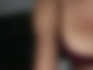 Live cam show with Hilary Tyler - Spanks on Mixed Magazine Live