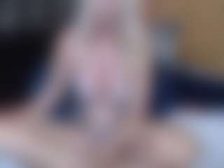 Live cam show with Monica Leigh - Freak on Camsoda