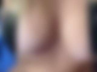 Live cam show with Monica Leigh - Freak on Camsoda