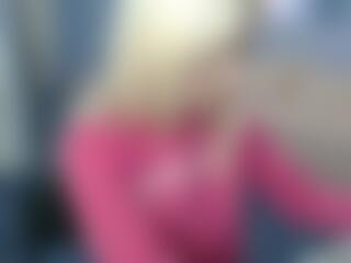 JuliaStella's Live Sex Cam Show