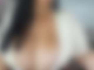 Live cam show with Lia saenz - Big Nipples on Nude Live Now
