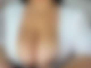 Lia saenz's Live Sex Cam Show