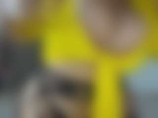 Lia saenz's Live Sex Cam Show