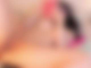 Live cam show with Halsey - Strip on Camsoda