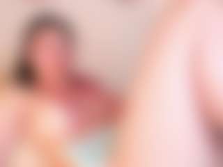 Live cam show with Halsey - Gray Eyes on Stripli.com
