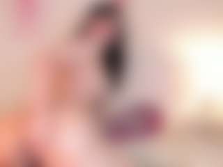Live cam show with Halsey - Gray Eyes on livesuperchat.net