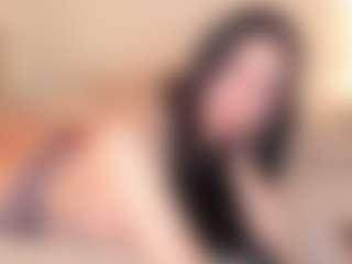 Live cam show with Halsey - Gray Eyes on Sweet Sext