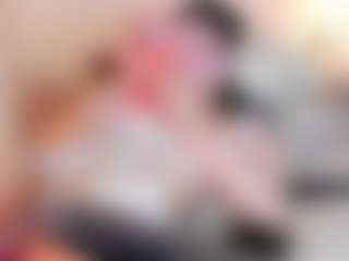 Live cam show with Halsey - Gray Eyes on Hubzter Live