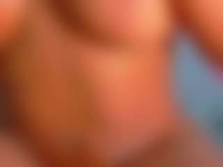 Live cam show with Valentina - Black on Camsoda