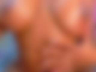 Live cam show with Valentina - BBW Ebony on TeamSkeetLive