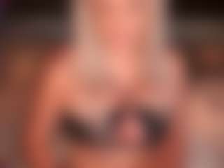 AlenaCroft's Live Sex Cam Show