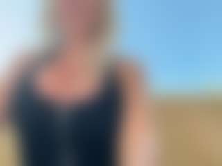AlenaCroft's Live Sex Cam Show