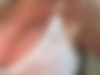 AlenaCroft's Live Sex Cam Show