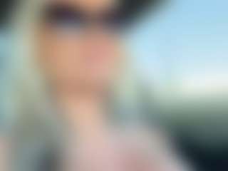 AlenaCroft's Live Sex Cam Show