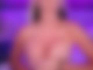 AlenaCroft's Live Sex Cam Show
