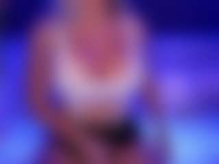 AlenaCroft's Live Sex Cam Show