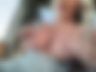 AlenaCroft's Live Sex Cam Show