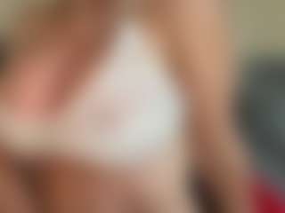 AlenaCroft's Live Sex Cam Show