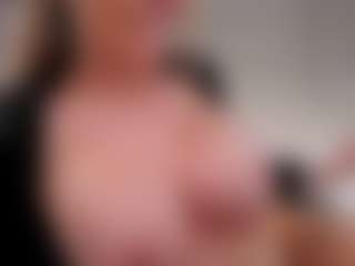 AlenaCroft's Live Sex Cam Show