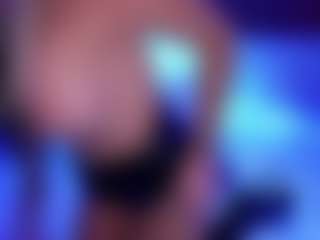 AlenaCroft's Live Sex Cam Show