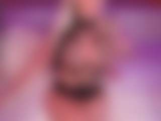 AlenaCroft's Live Sex Cam Show