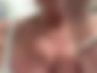 AlenaCroft's Live Sex Cam Show
