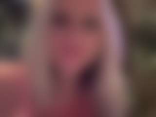 AlenaCroft's Live Sex Cam Show