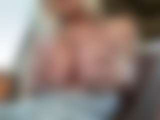 AlenaCroft's Live Sex Cam Show