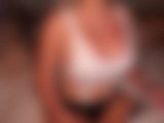 AlenaCroft's Live Sex Cam Show
