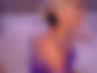AlenaCroft's Live Sex Cam Show