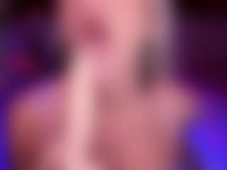 AlenaCroft's Live Sex Cam Show