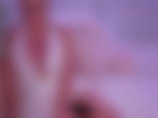 AlenaCroft's Live Sex Cam Show