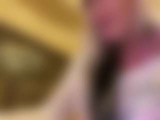 AlenaCroft's Live Sex Cam Show