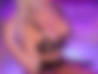 AlenaCroft's Live Sex Cam Show