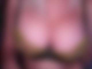 AlenaCroft's Live Sex Cam Show
